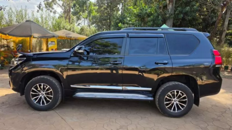 TOYOTA Land Cruiser Prado   - 2011