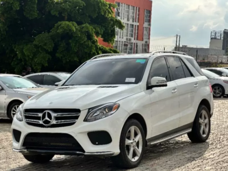 Mercedes-Benz GLE-Class   - 2016