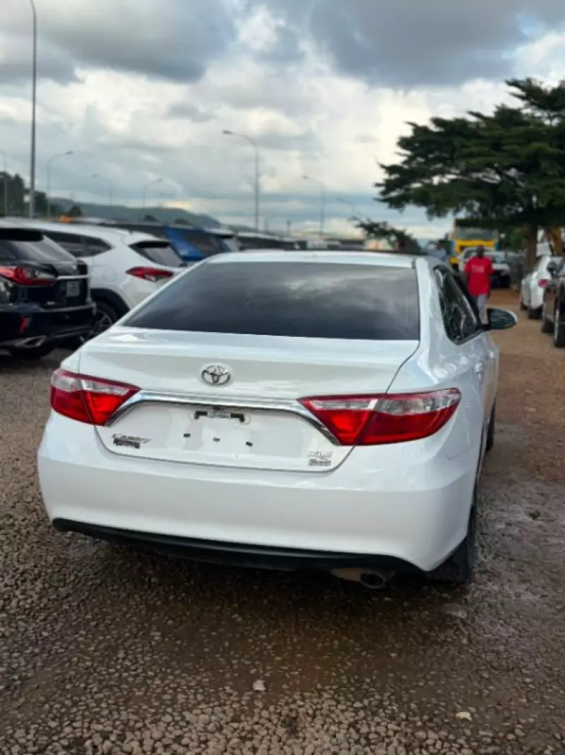 TOYOTA Camry   - 2017