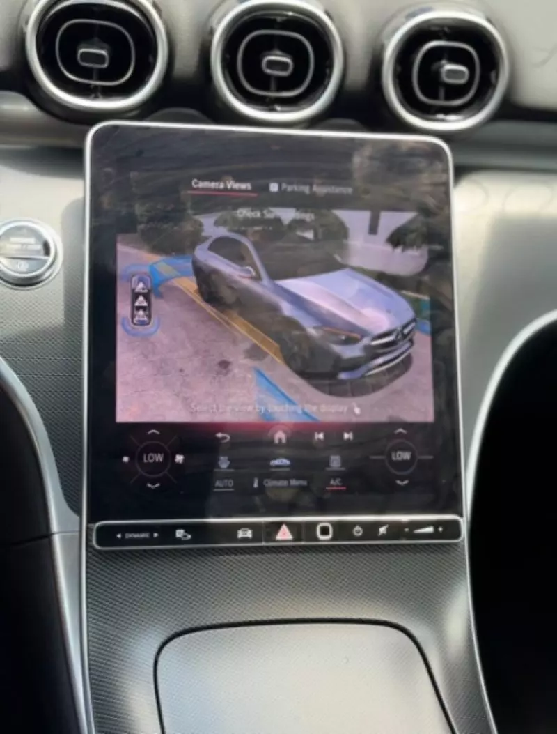 Mercedes-Benz C 300   - 2024