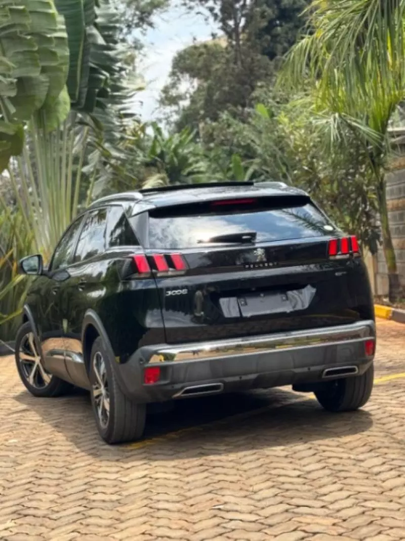 Peugeot 3008   - 2018