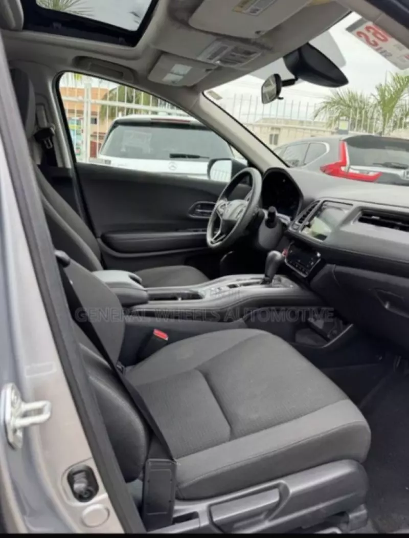 Honda HR-V   - 2022