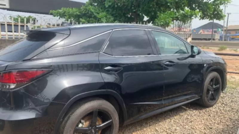 Lexus RX 330   - 2022