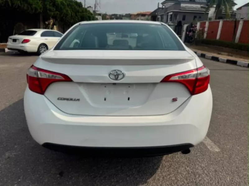 TOYOTA Corolla   - 2014