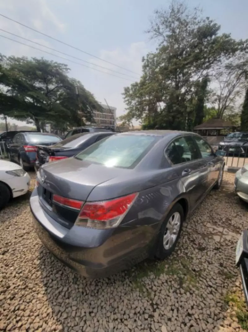 Honda Accord   - 2012