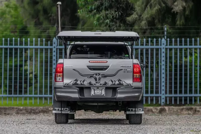 TOYOTA Hilux - 2019