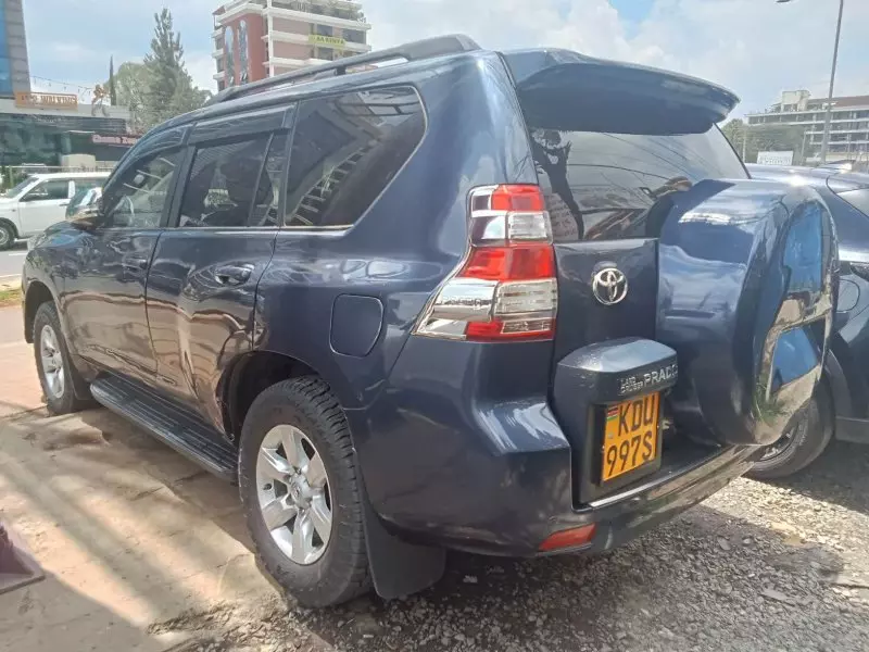 Toyota Prado   - 2013