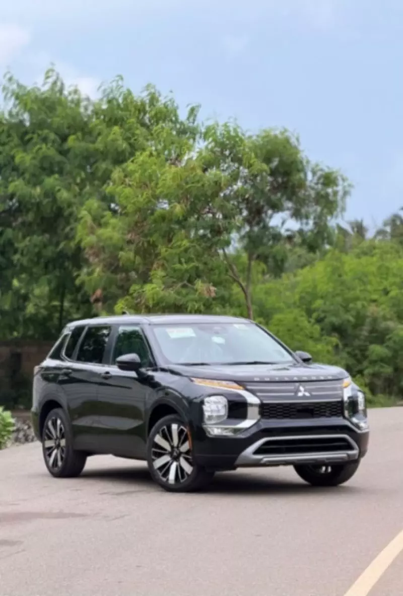 Mitsubishi New Outlander   - 2025