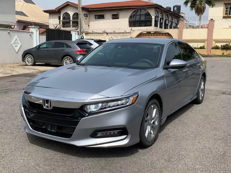 Honda Accord   - 2018