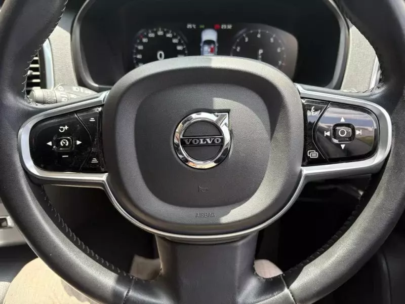 Volvo XC90   - 2016
