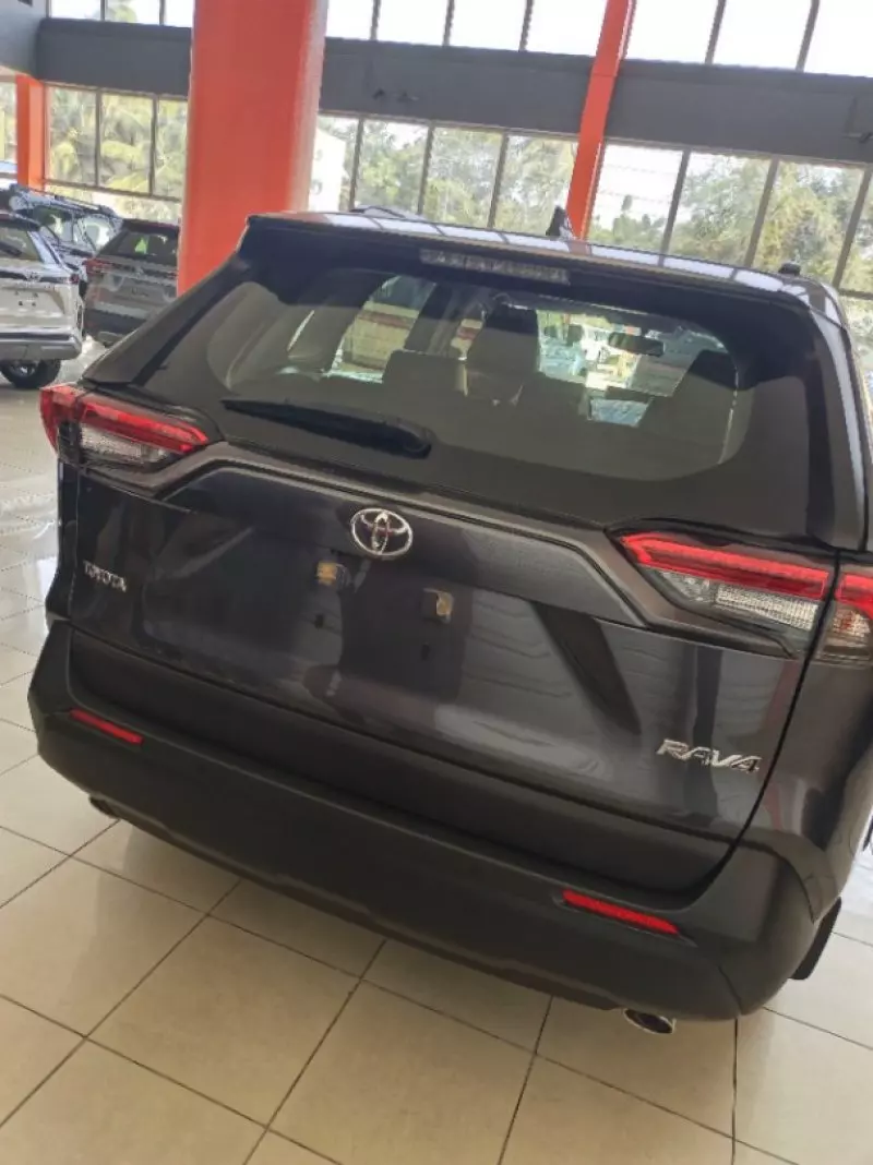 TOYOTA Rav4   - 2025