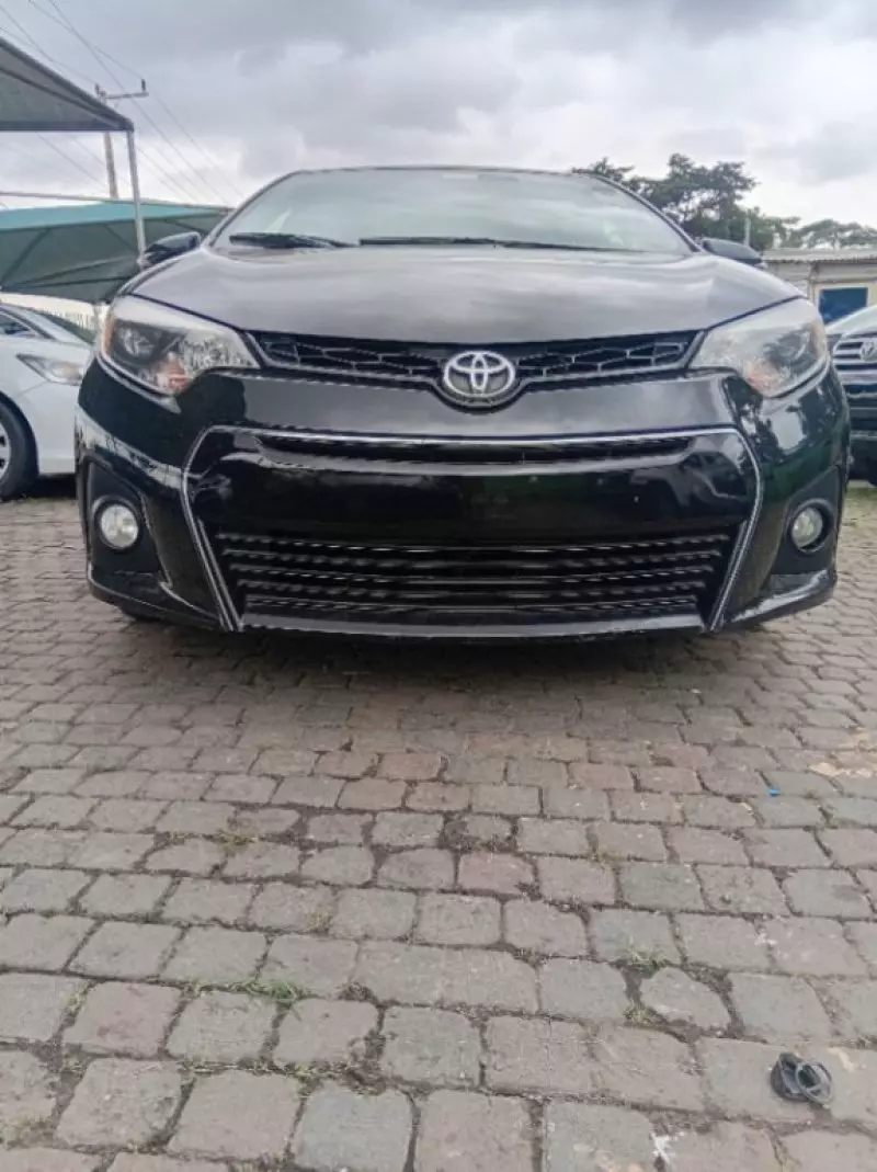 TOYOTA Corolla   - 2014