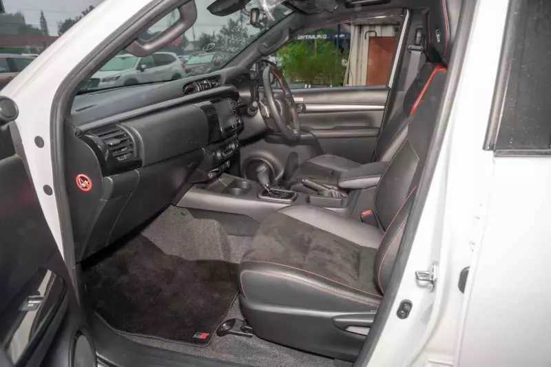 TOYOTA Hilux - 2022