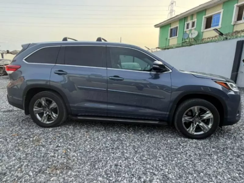 TOYOTA Highlander - 2018