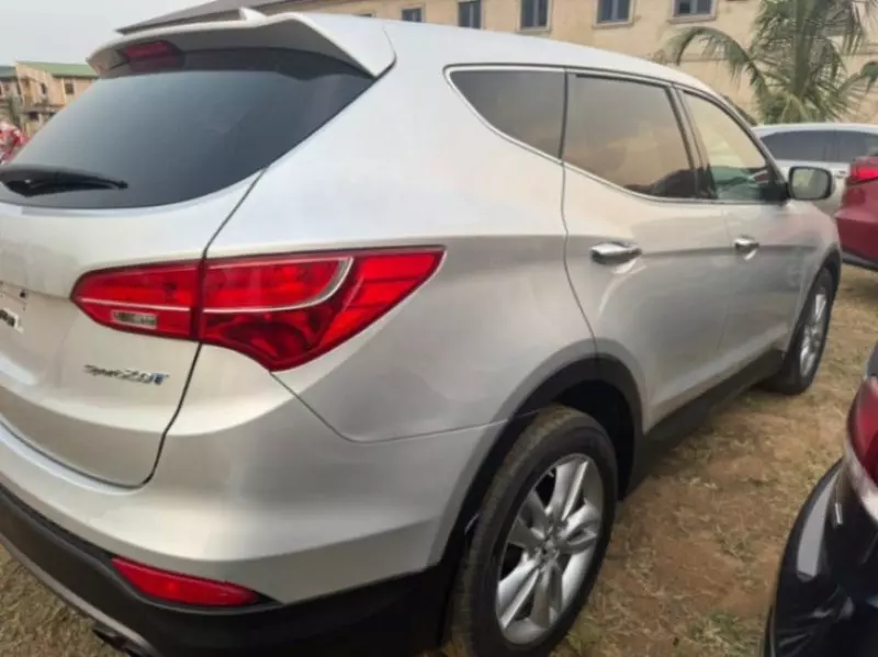 Hyundai Santa Fe Sport   - 2013