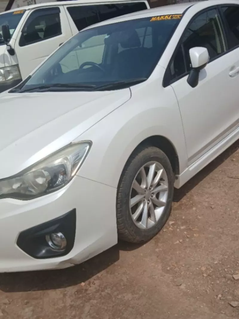 Subaru Impreza   - 2013