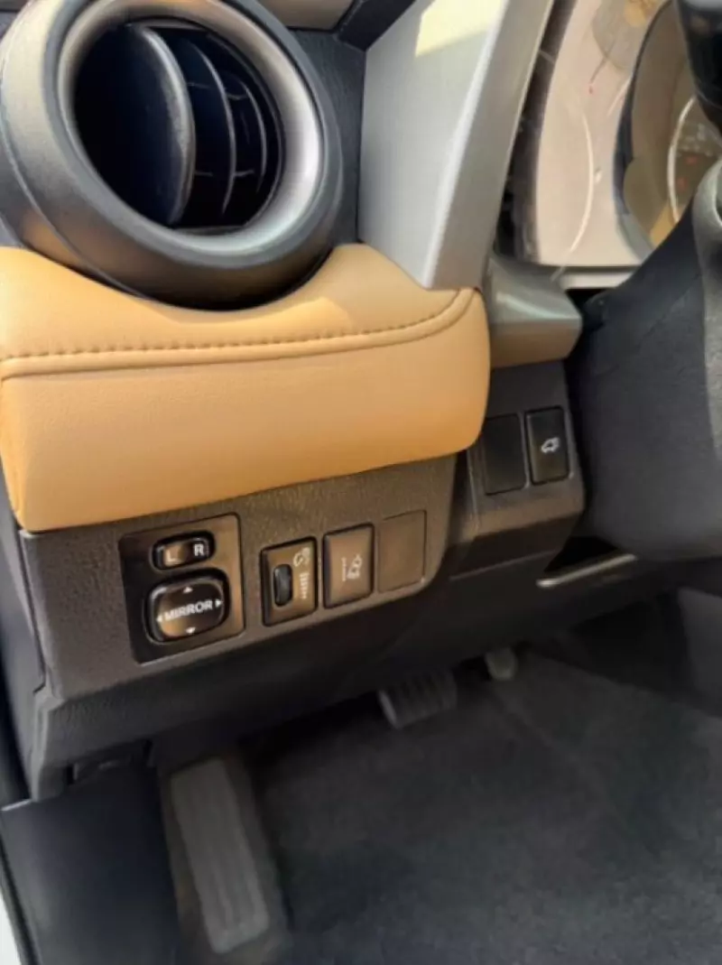 TOYOTA RAV4 - 2017