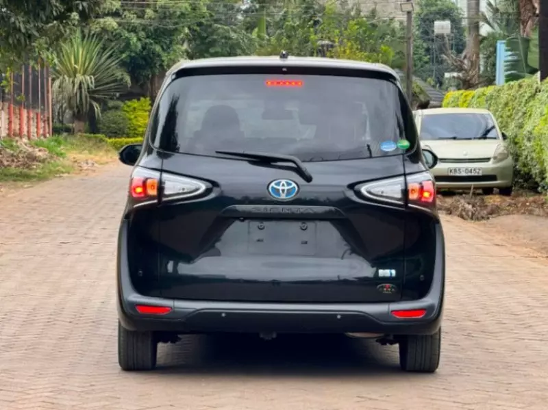 TOYOTA Sienta - 2019