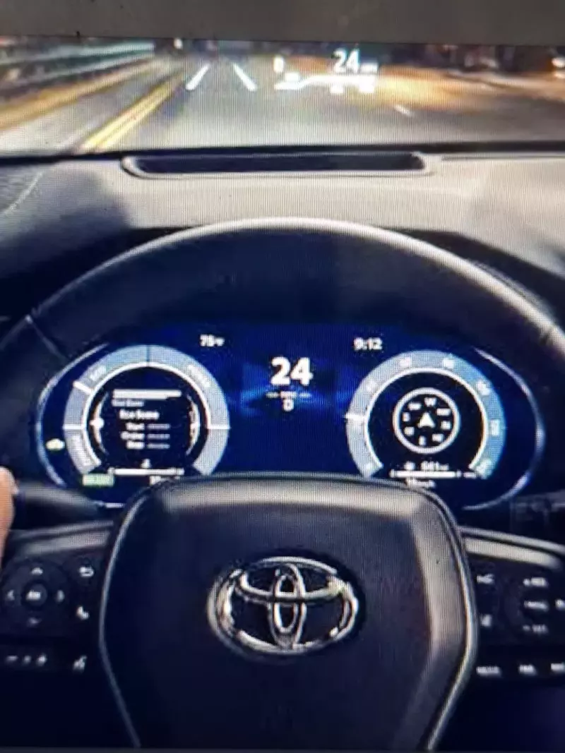 TOYOTA Venza - 2024