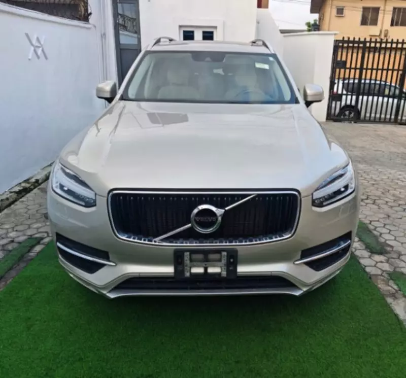 Volvo XC90 - 2016