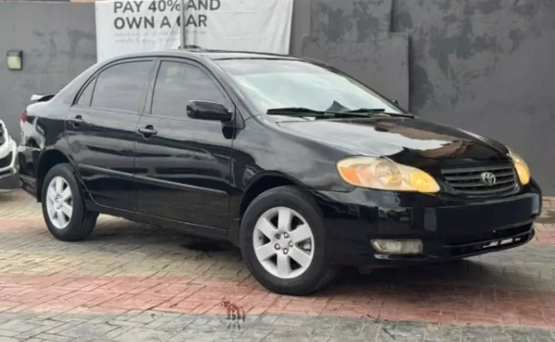 Toyota corolla   - 2004