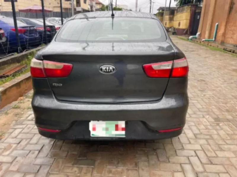 KIA Rio   - 2015