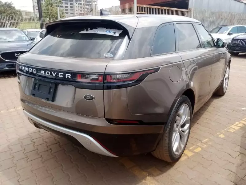 Land Rover Range Rover Velar   - 2017