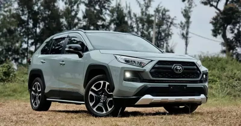 TOYOTA RAV 4   - 2020