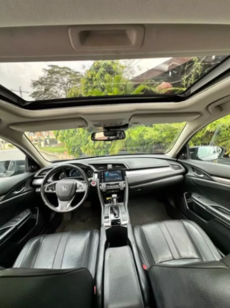 Honda Civic   - 2017