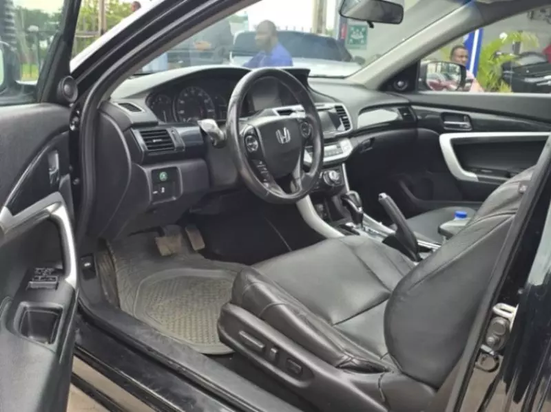 Honda Accord   - 2013