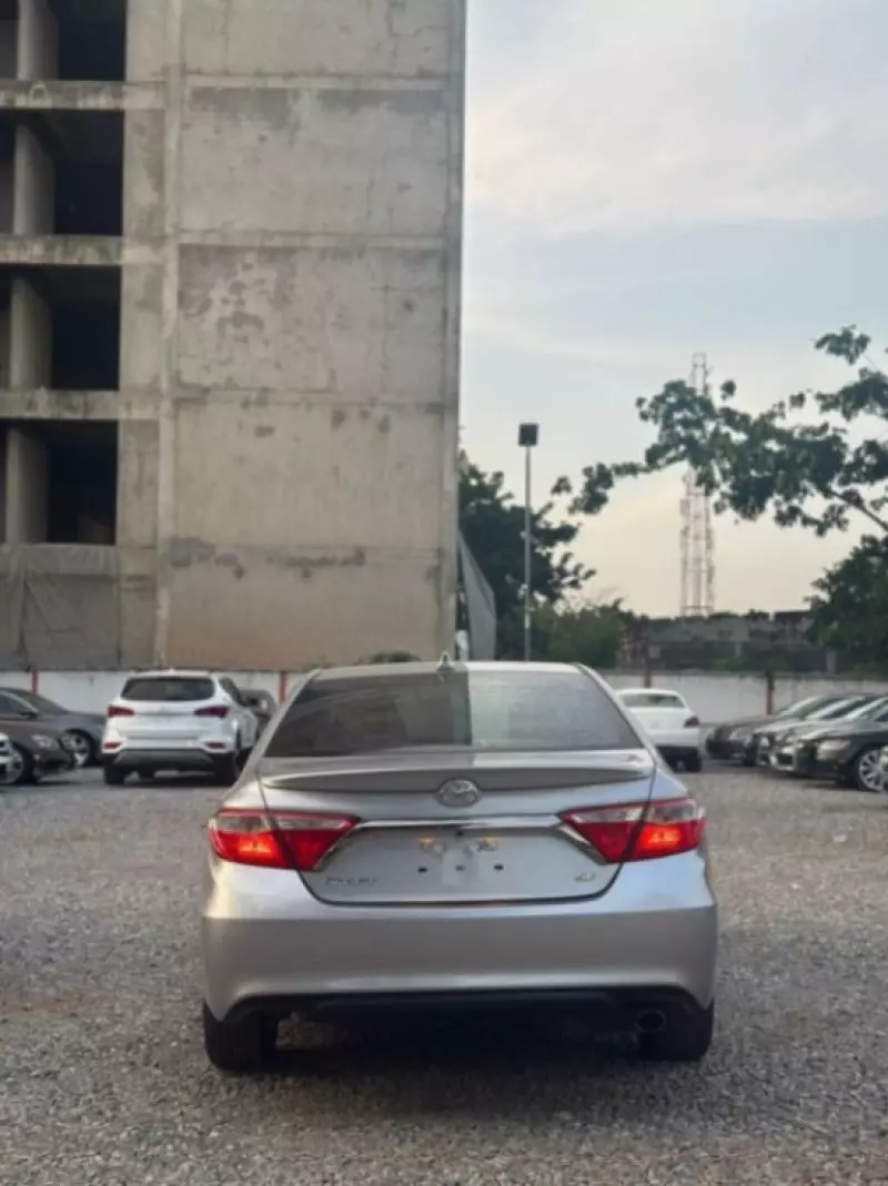 Toyota Camry   - 2015