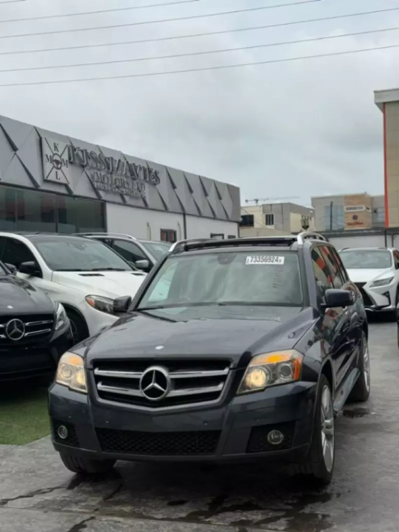 Mercedes-Benz GLK 350   - 2009