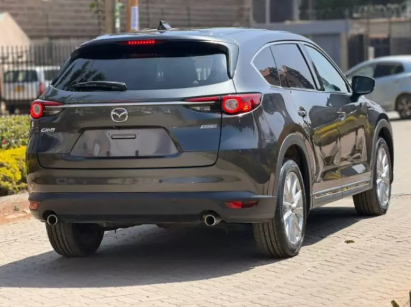 Mazda CX-8   - 2018