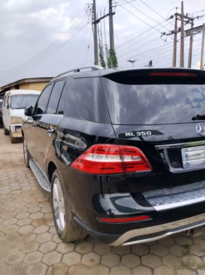 Mercedes-Benz ML 350   - 2012