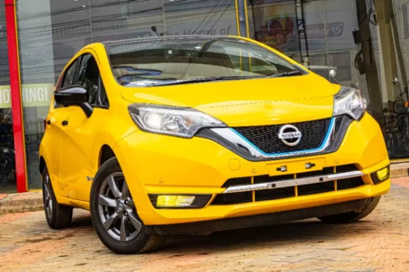 Nissan Note Hybrid E-Power   - 2017