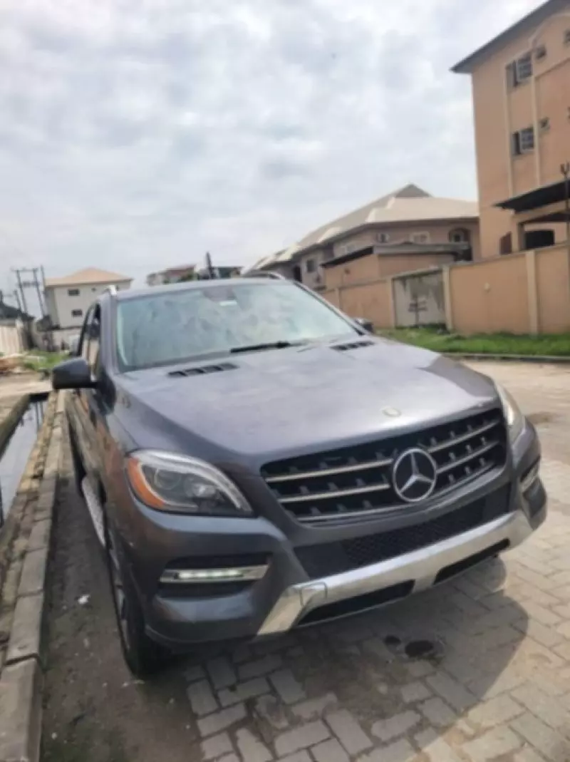 Mercedes-Benz ML 350   - 2012