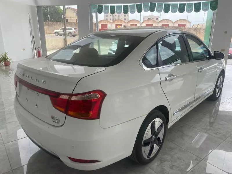 DONGFENG Aeolus E70   - 2020