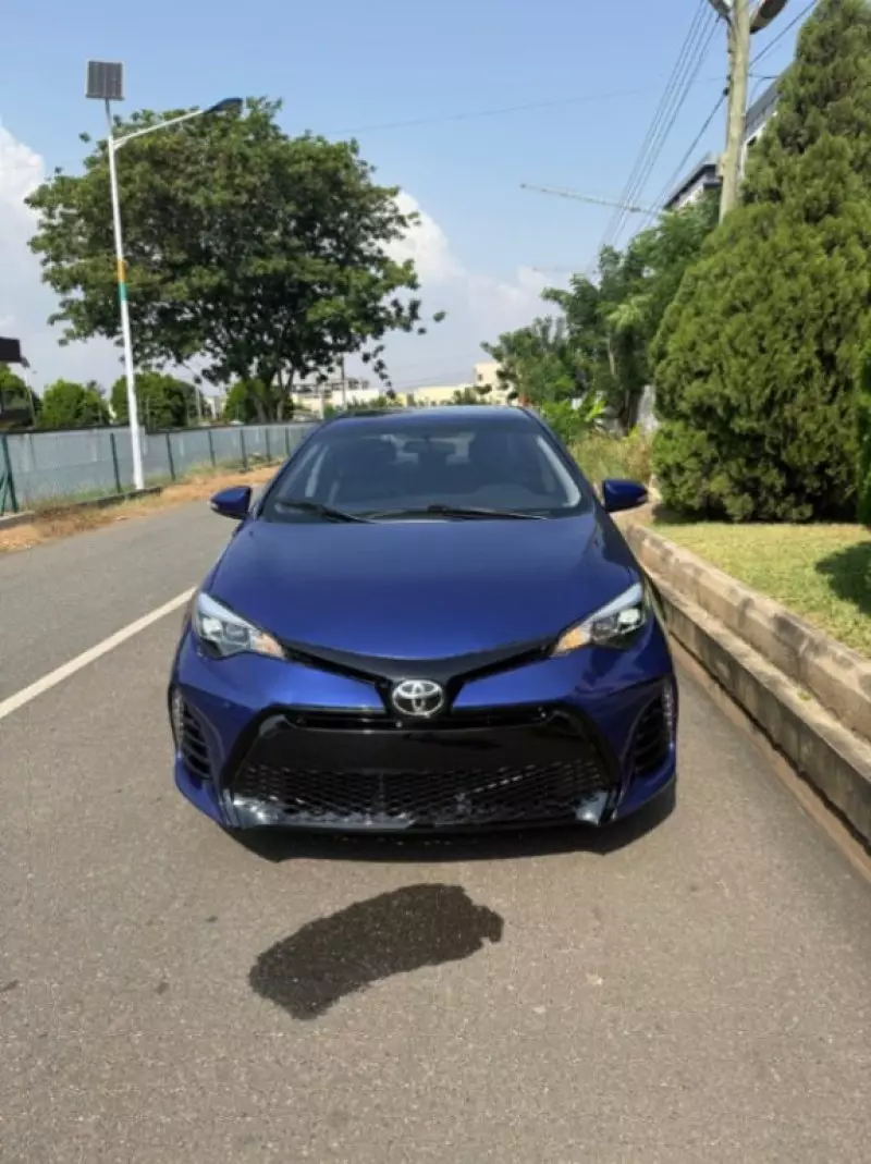 Toyota Corolla   - 2013