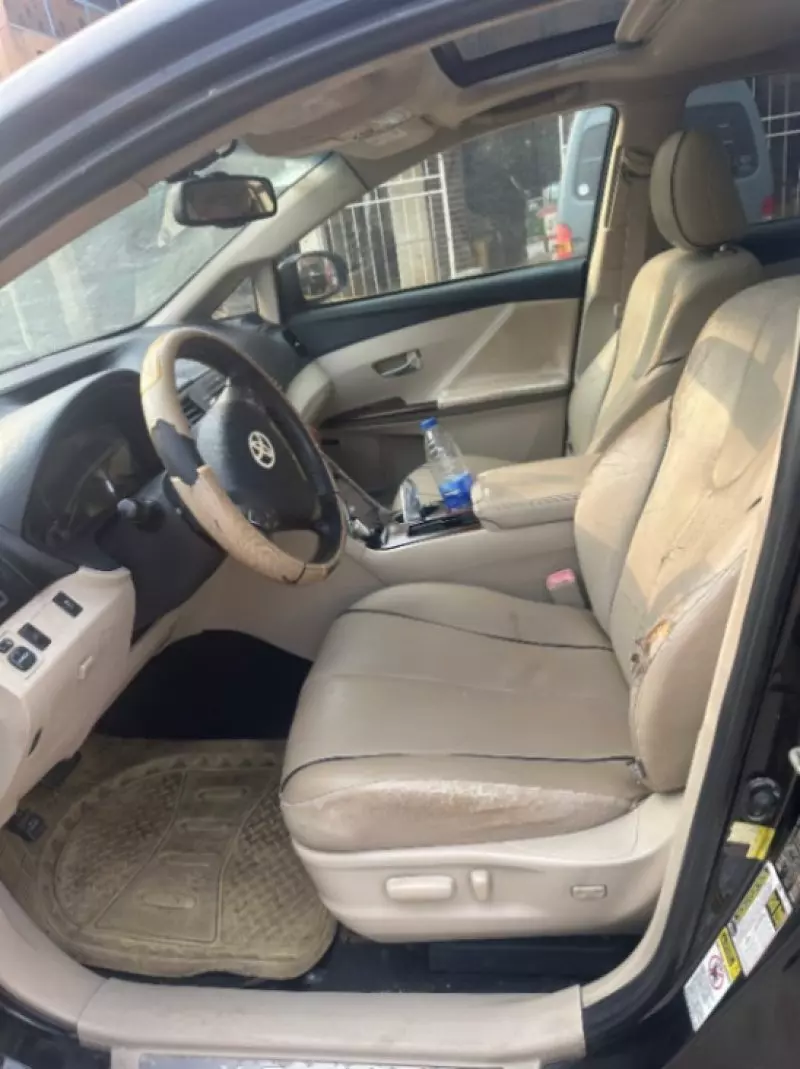 Toyota Venza   - 2013