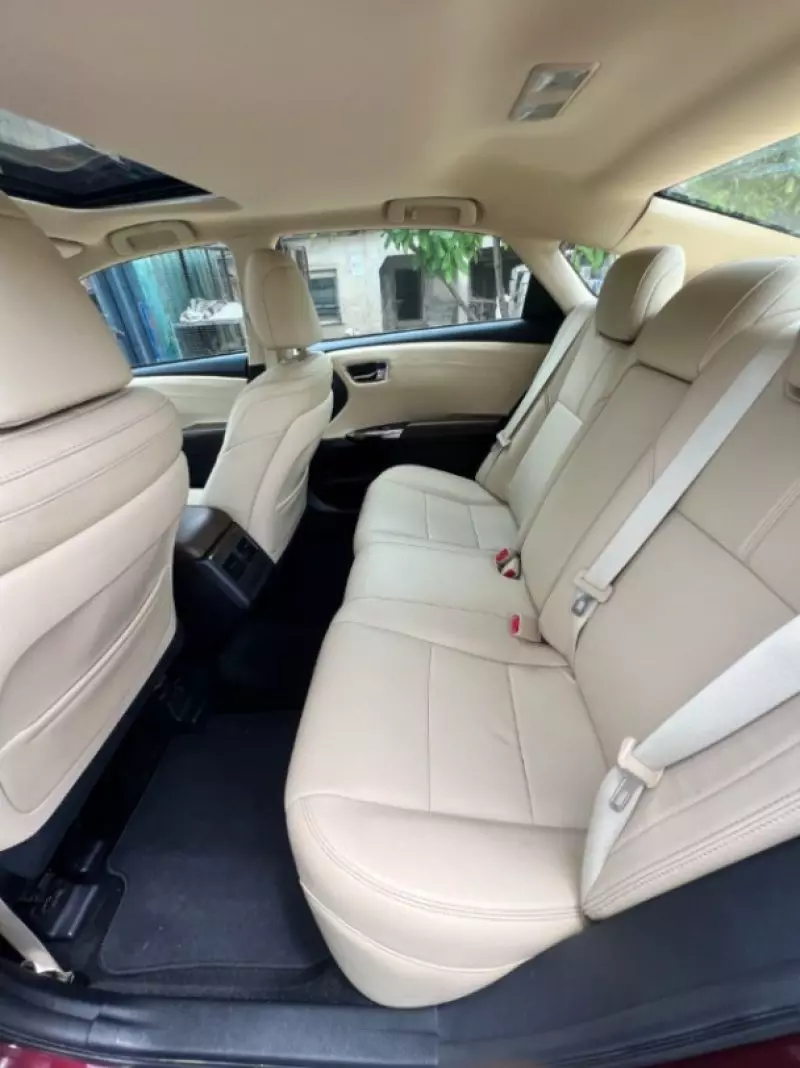 Toyota Avalon   - 2015