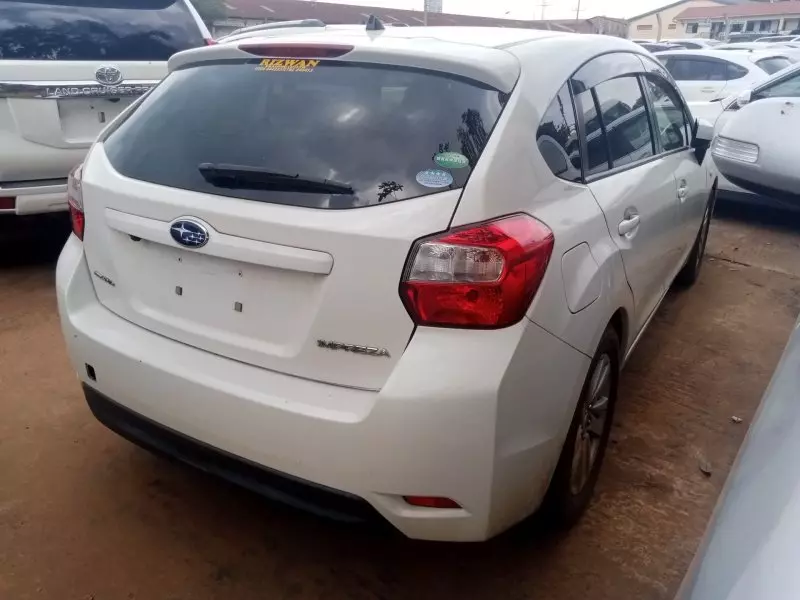 Subaru Impreza   - 2016