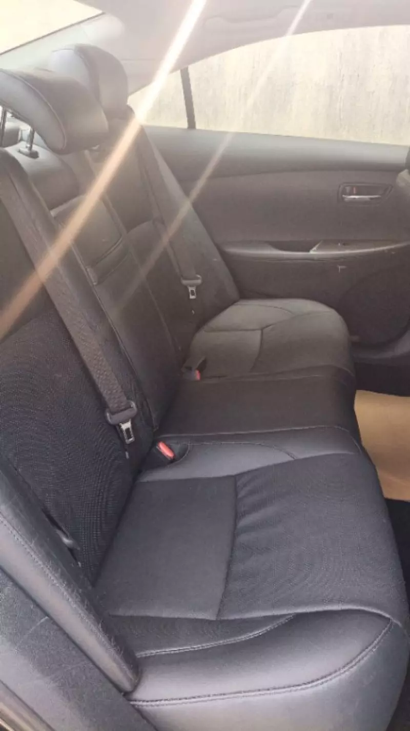Lexus ES 350   - 2010