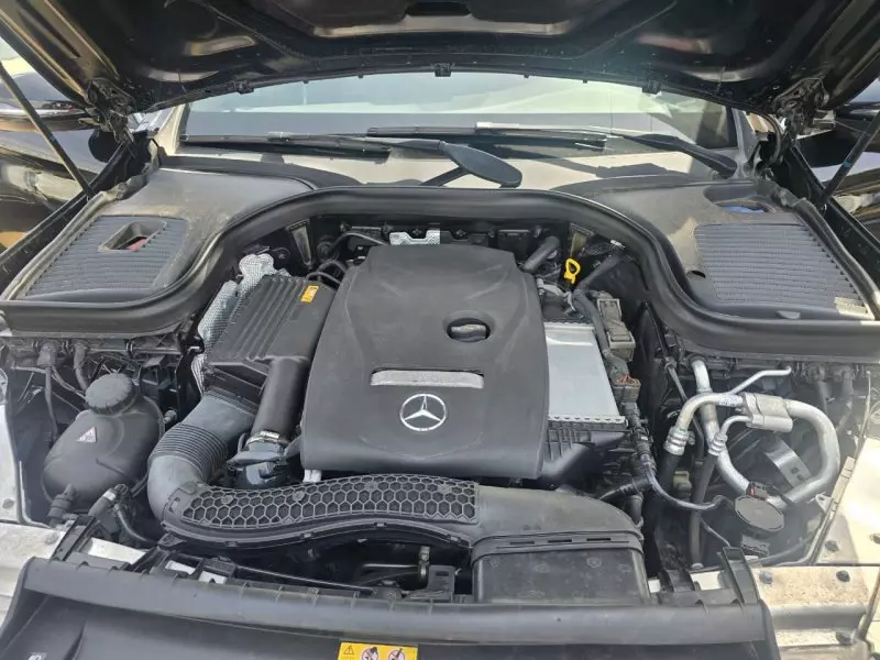 Mercedes-Benz GLC 300 - 2018