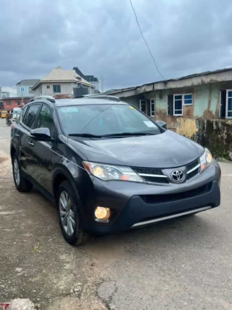 TOYOTA Rav4 - 2013