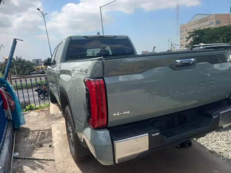 Toyota Tundra   - 2024