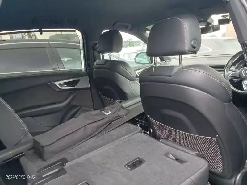 Audi Q7   - 2016