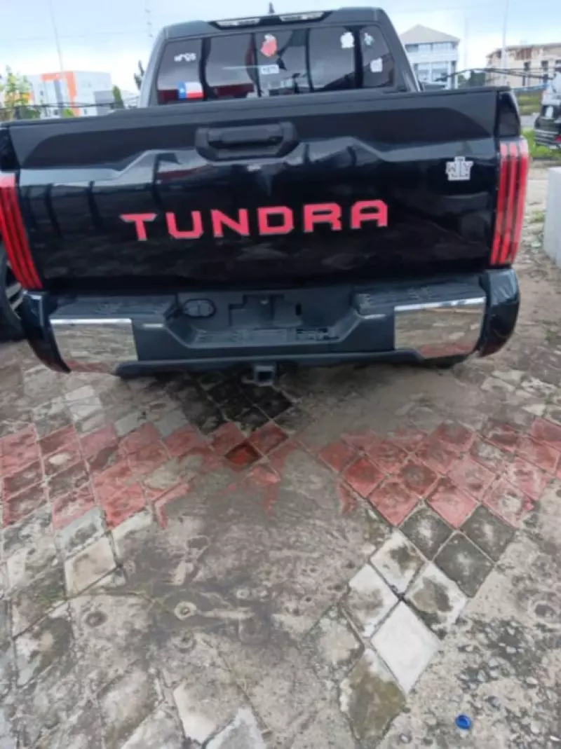 TOYOTA Tundra   - 2019