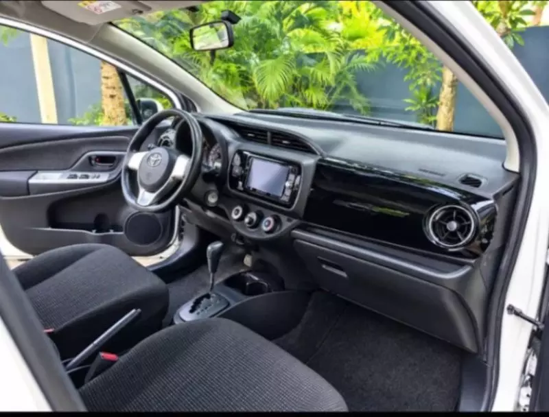 TOYOTA Vitz   - 2016
