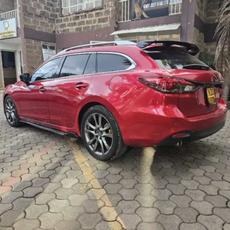 Mazda Atenza    - 2017