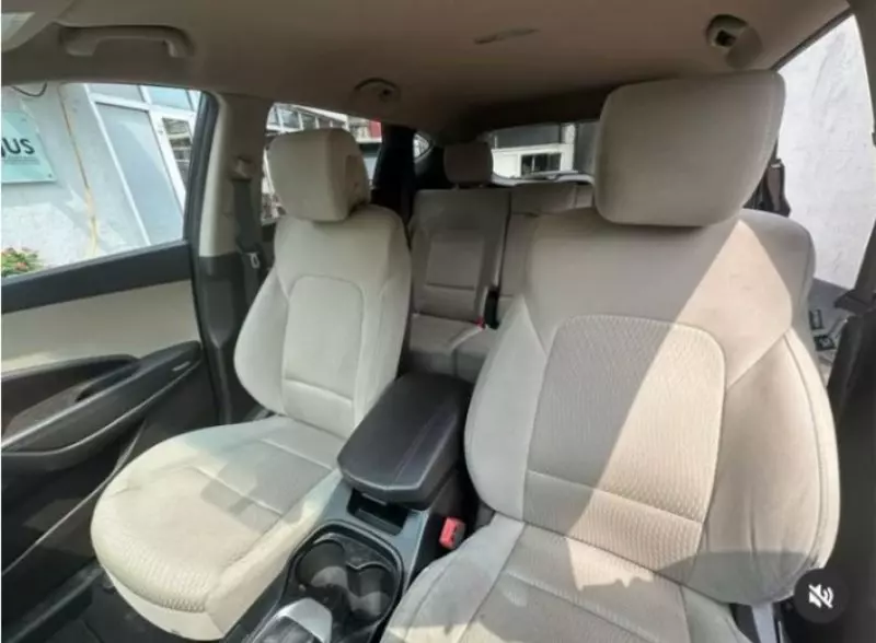 Hyundai Sonata   - 2013